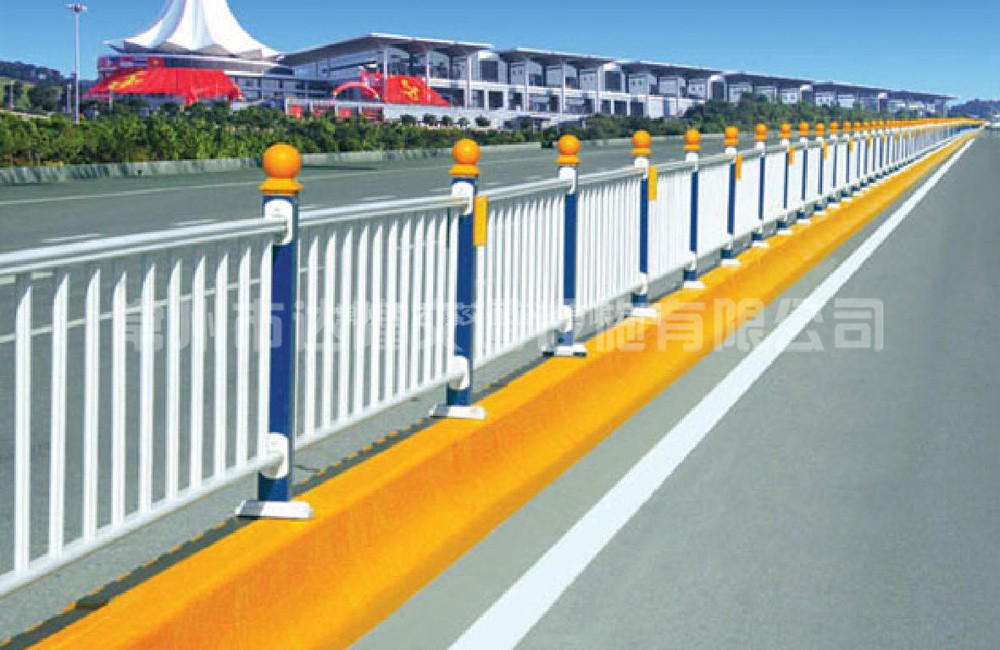 城市道路（lù）護欄